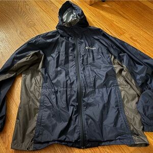 Columbia Titanium Men’s Large Packable Weatherproof Jacket